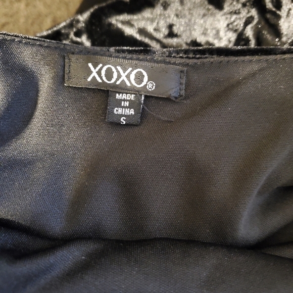 Xoxo Velour ruffle jumpsuit with pockets women's size small New - Picture 8 of 8